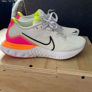 Nike Renew Run